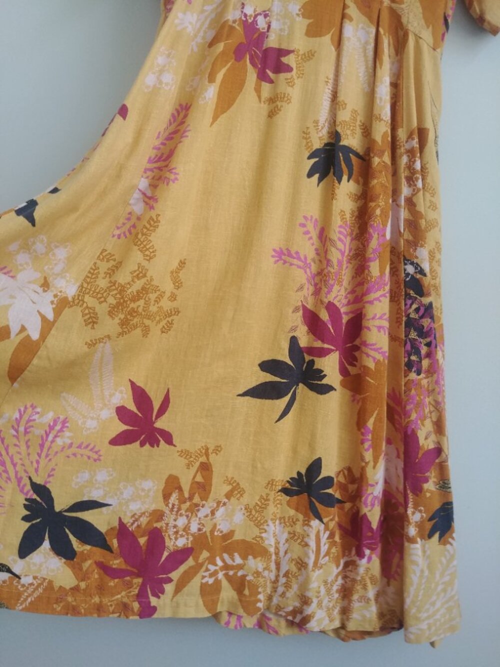 White Stuff UK linen blend midi dress deep yellow patterned dress V neck - Picture 3 of 15